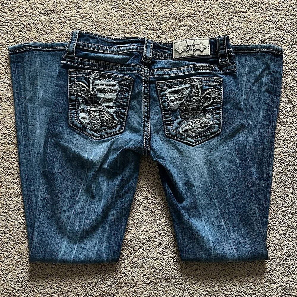 Miss Me Sexy Signature Slim Boot Blue Denim Jeans Pants **Size 26** 🔥🔥 - Picture 1 of 8